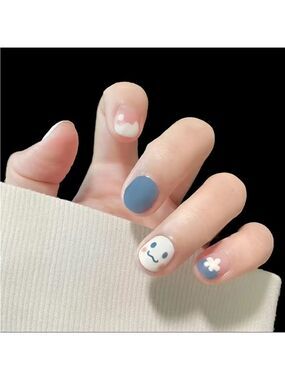 Too Cute - Nail Junkie - full artificial nail set